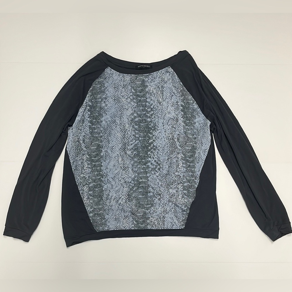Banana Republic Snakeskin Print Long Sleeve Blouse Size S